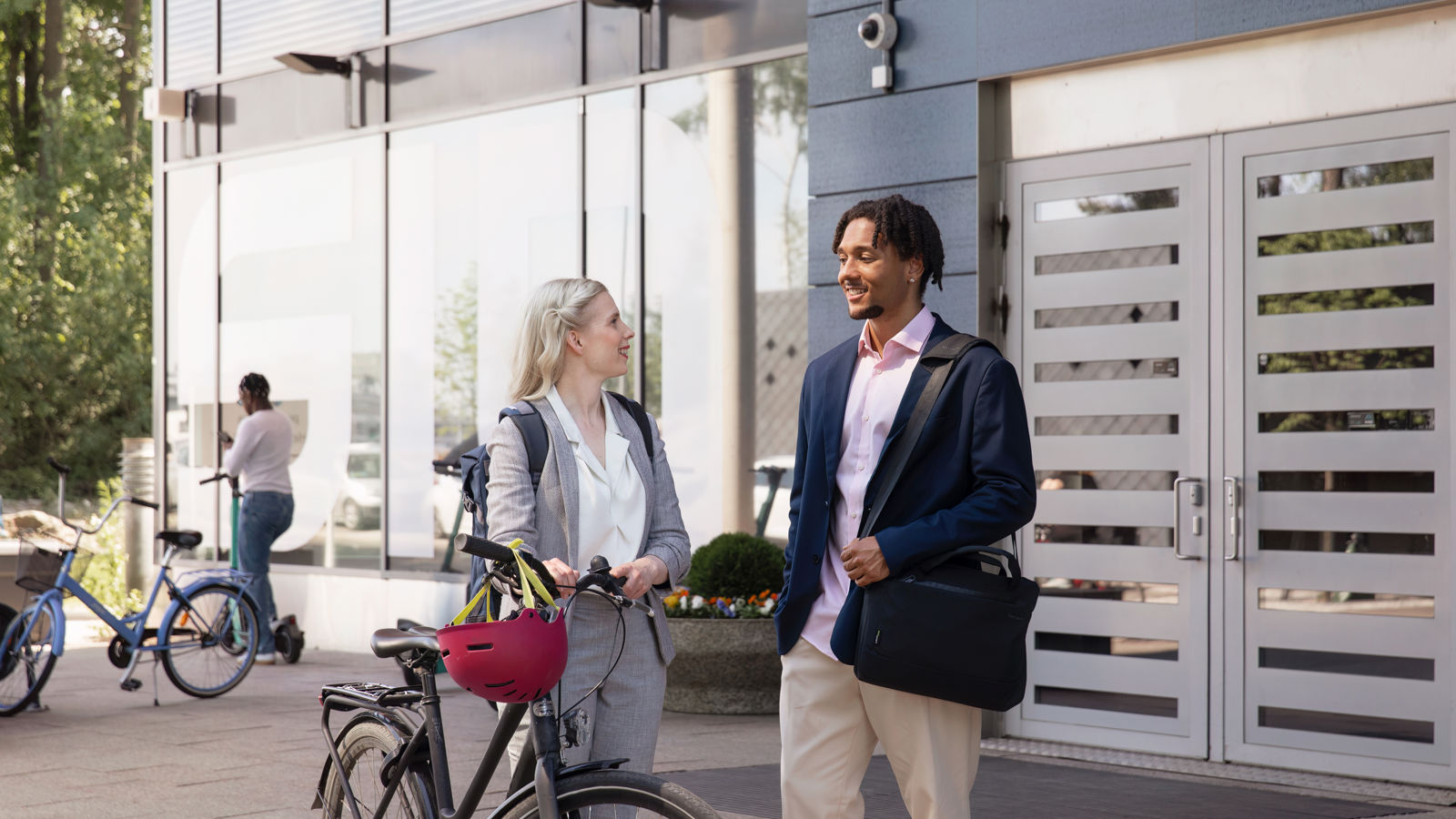 Naszym pracownikom stwarzamy dobre warunki w pracy i poza pracą